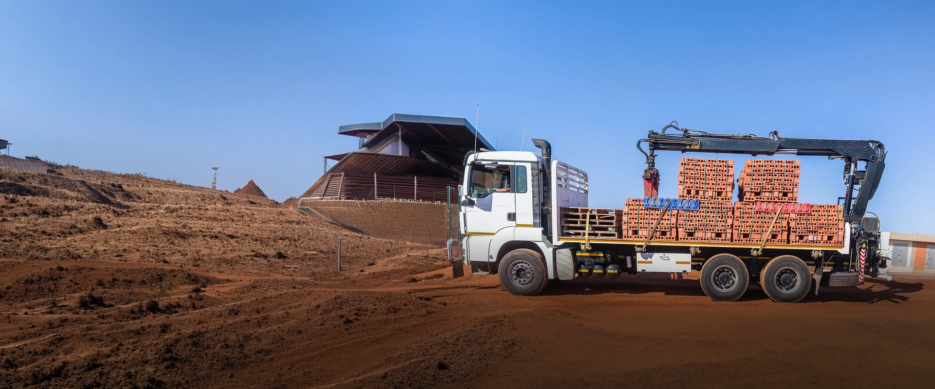 Bulk construction materials and aggregate transport